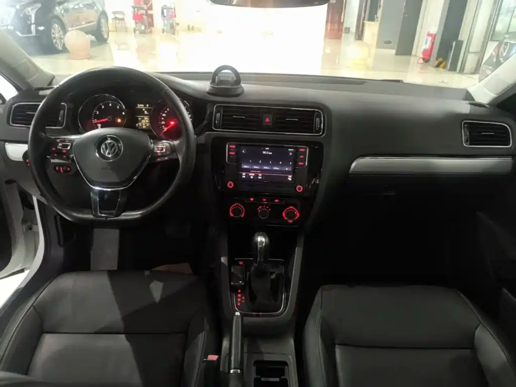 Volkswagen Sagitar — миниатюра 10