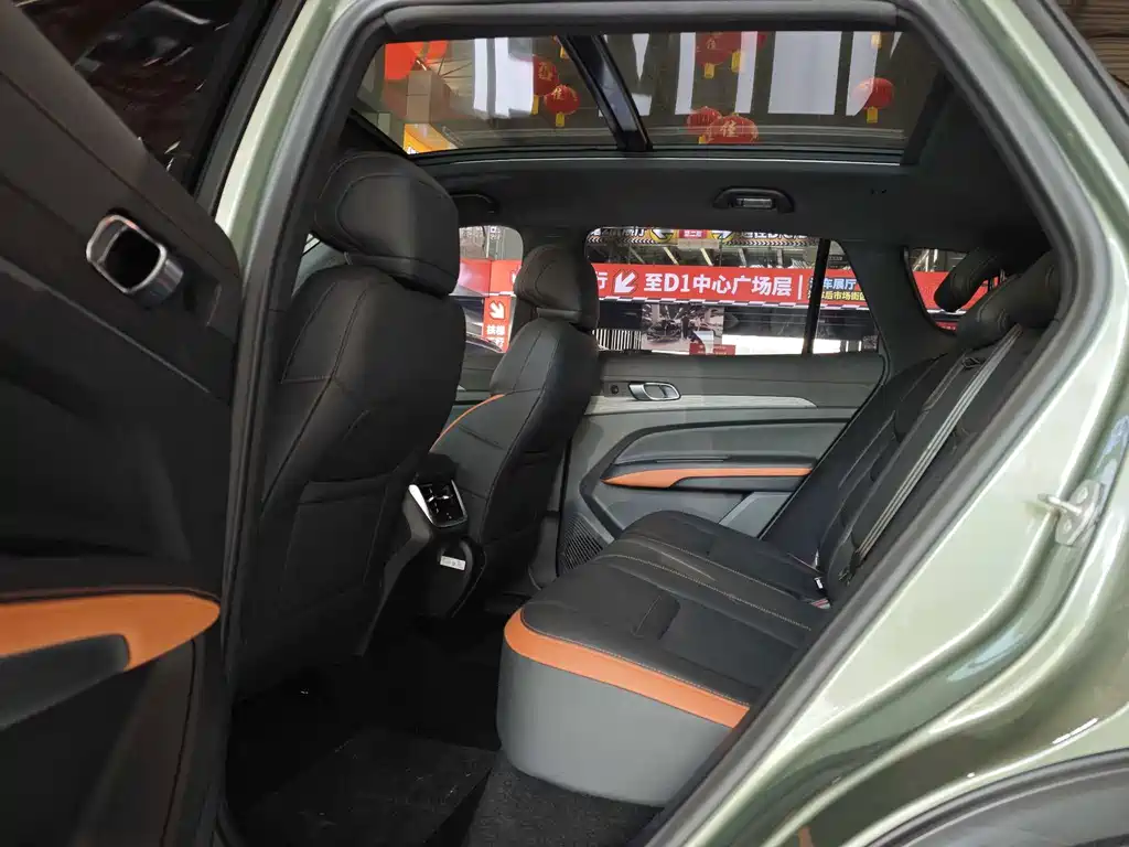 Ford Equator Sport — миниатюра 10
