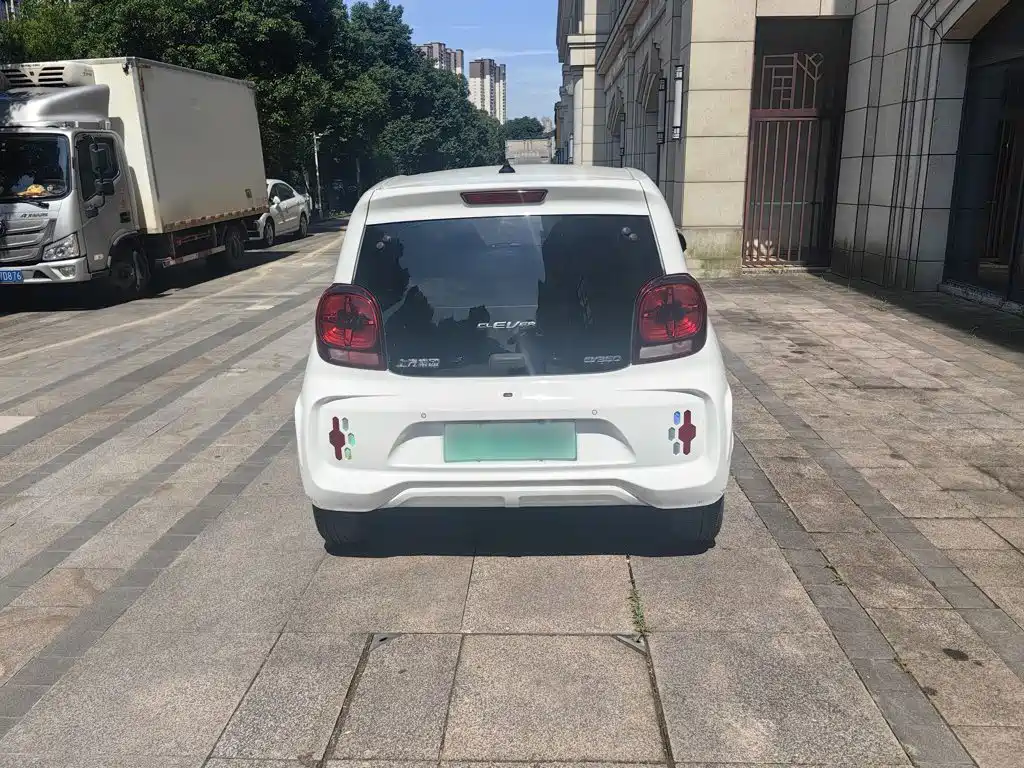 Roewe Clever 2022 311km