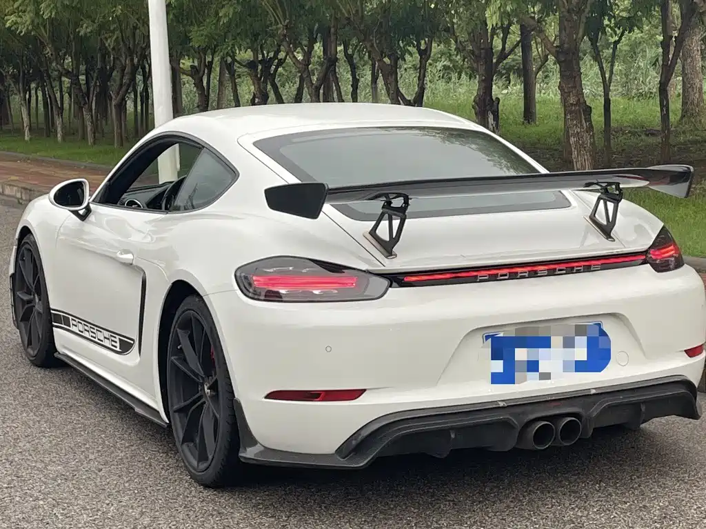 Porsche 718 2018 Cayman 2.0T