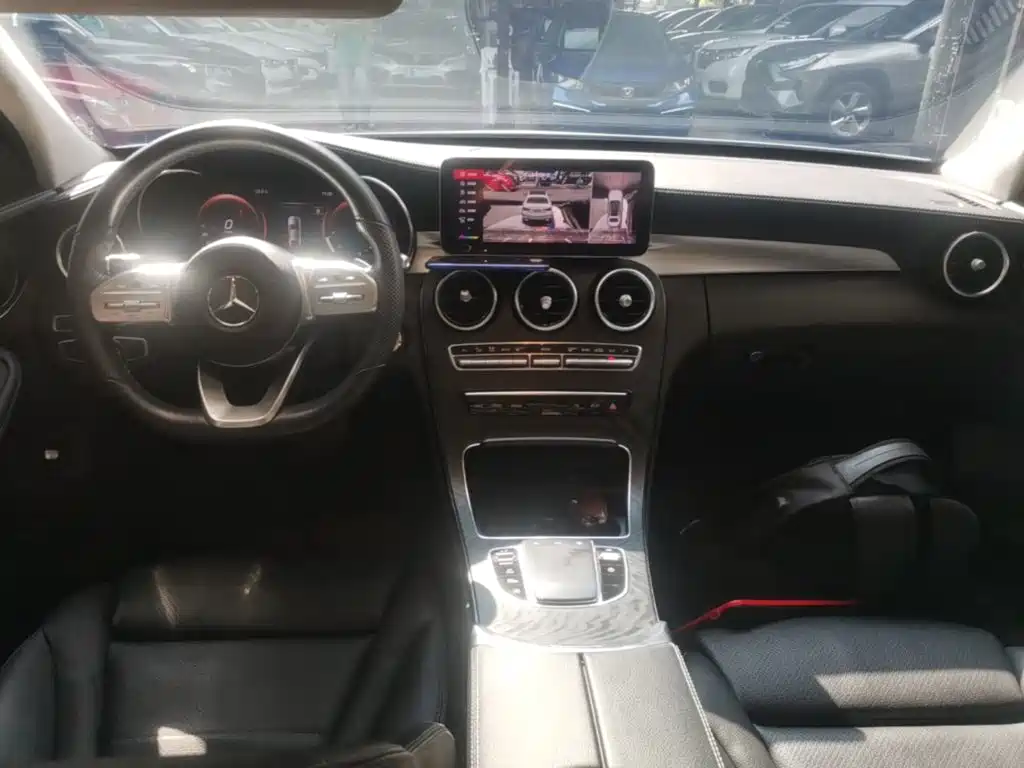 Mercedes-Benz C-Class — миниатюра 10