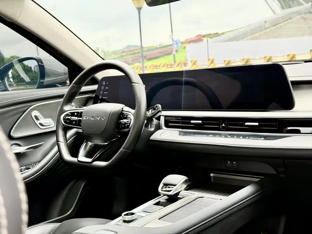 Chery Arrizo 8 — миниатюра 16