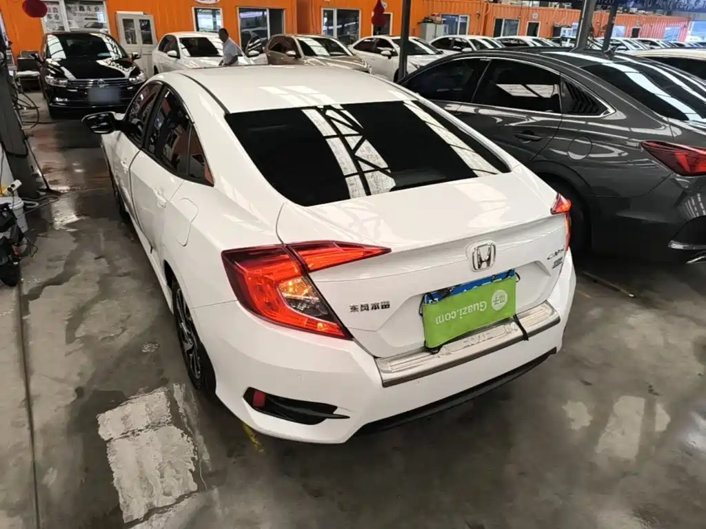 Honda Civic — миниатюра 5