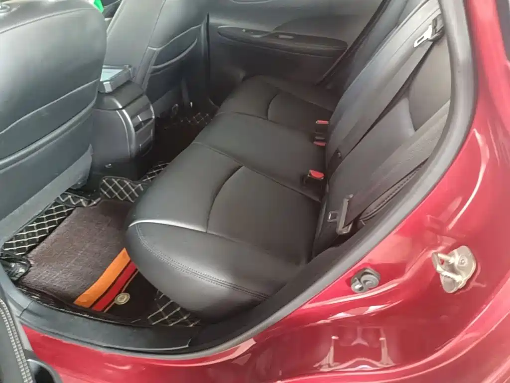 Nissan Tiida — миниатюра 17