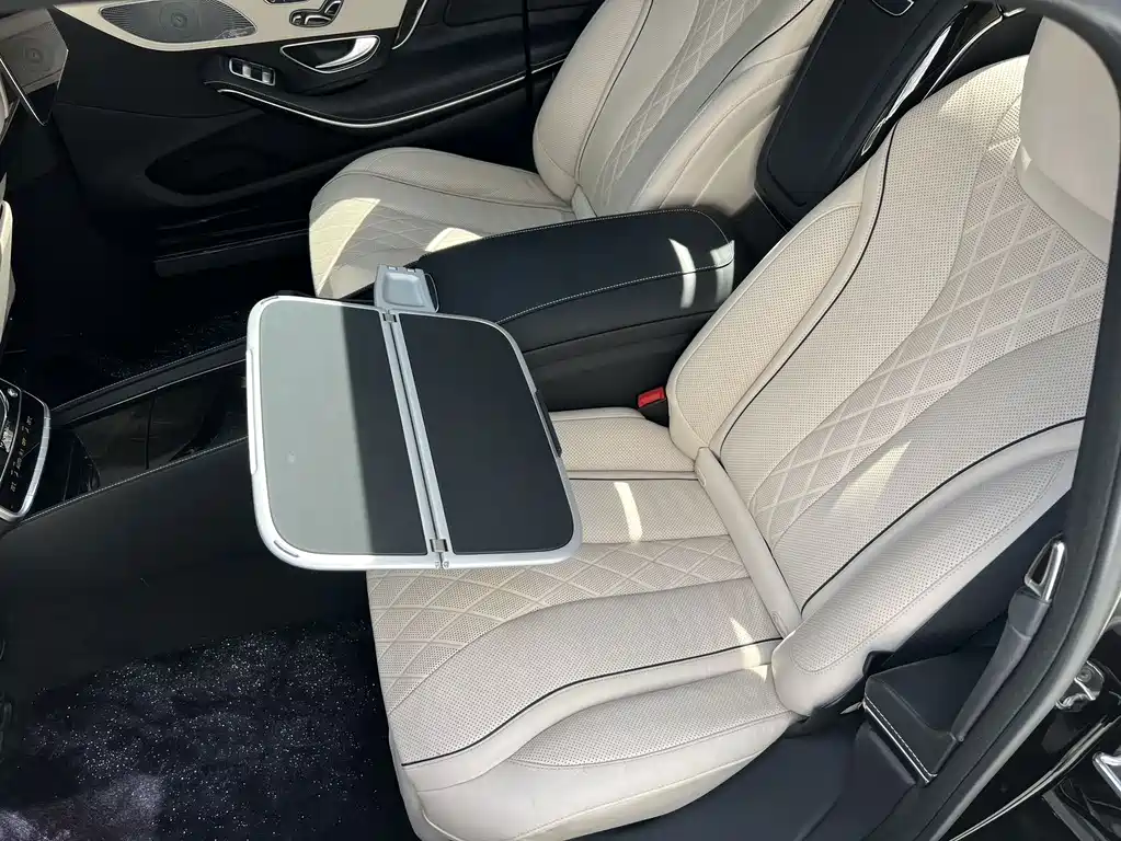 Mercedes-Benz S-Class — миниатюра 12