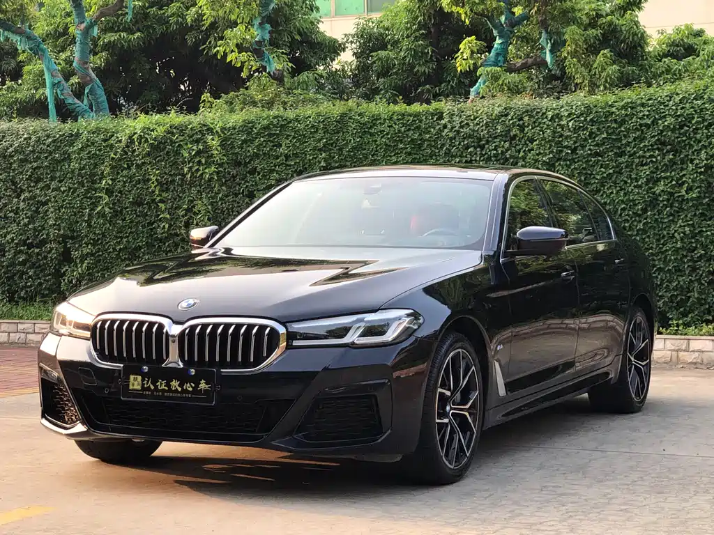 BMW 5 Series 2023