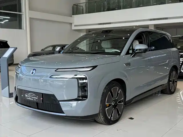 2025 Denza N8