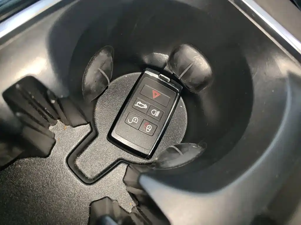Land Rover Discovery Sport — миниатюра 9