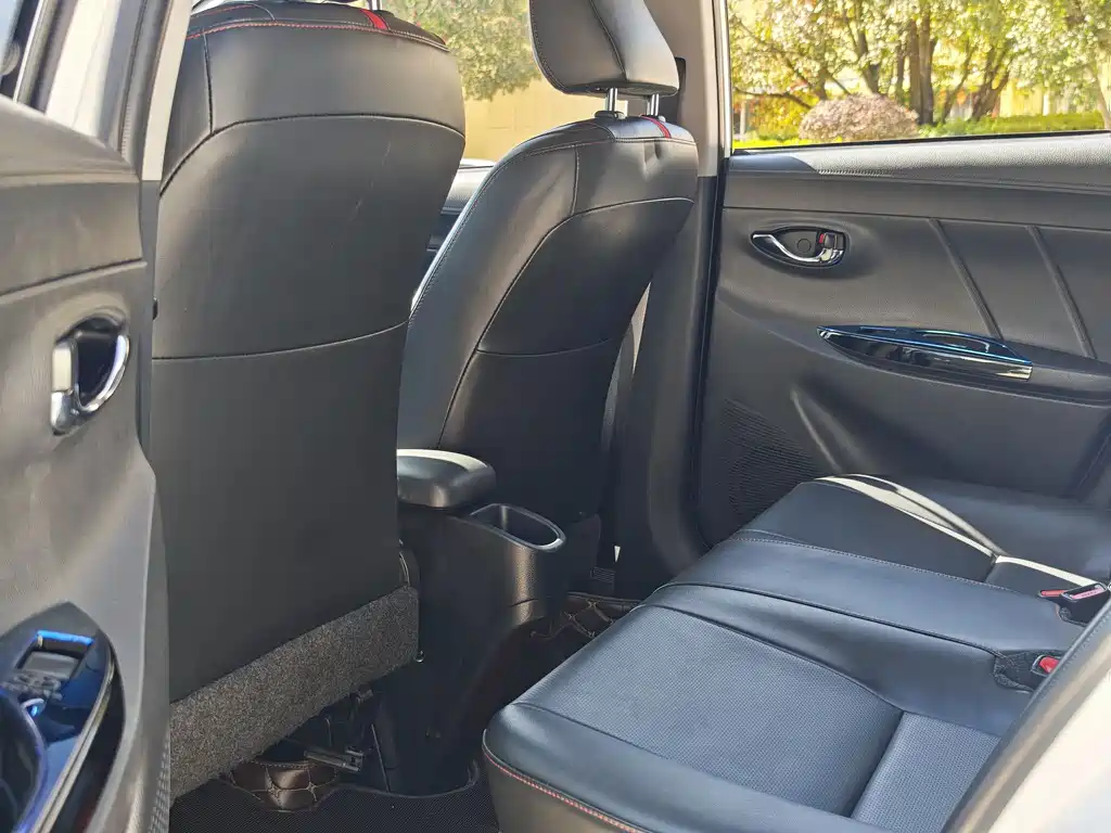 TOYOTA YARIS L ZHIXUAN