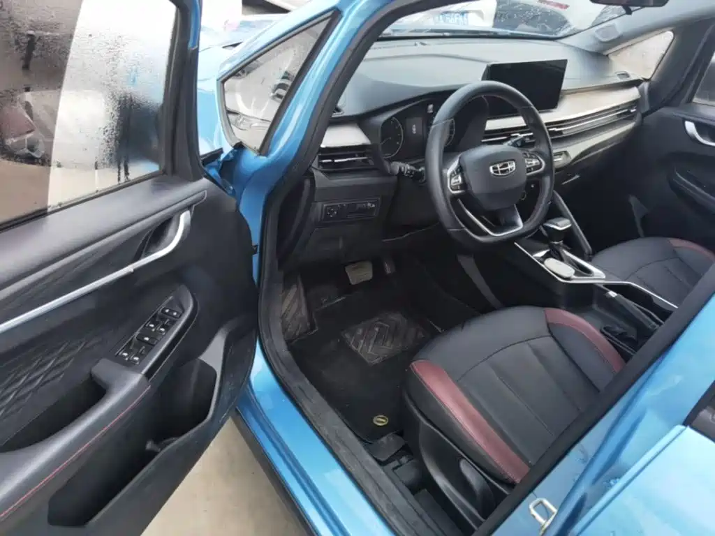 Geely Vision X3 — миниатюра 16