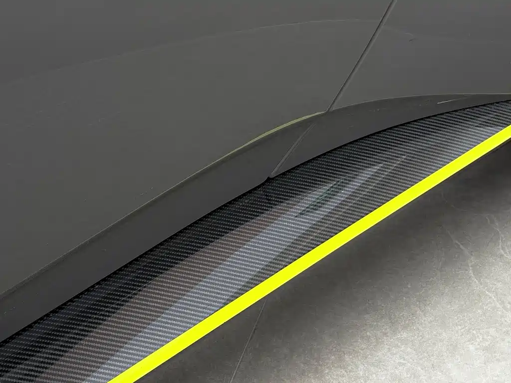 Aston Martin V8 Vantage 2019 4.0L AMR