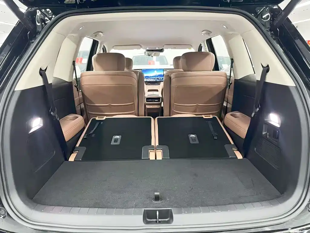 Wuling Xingguang L — миниатюра 21