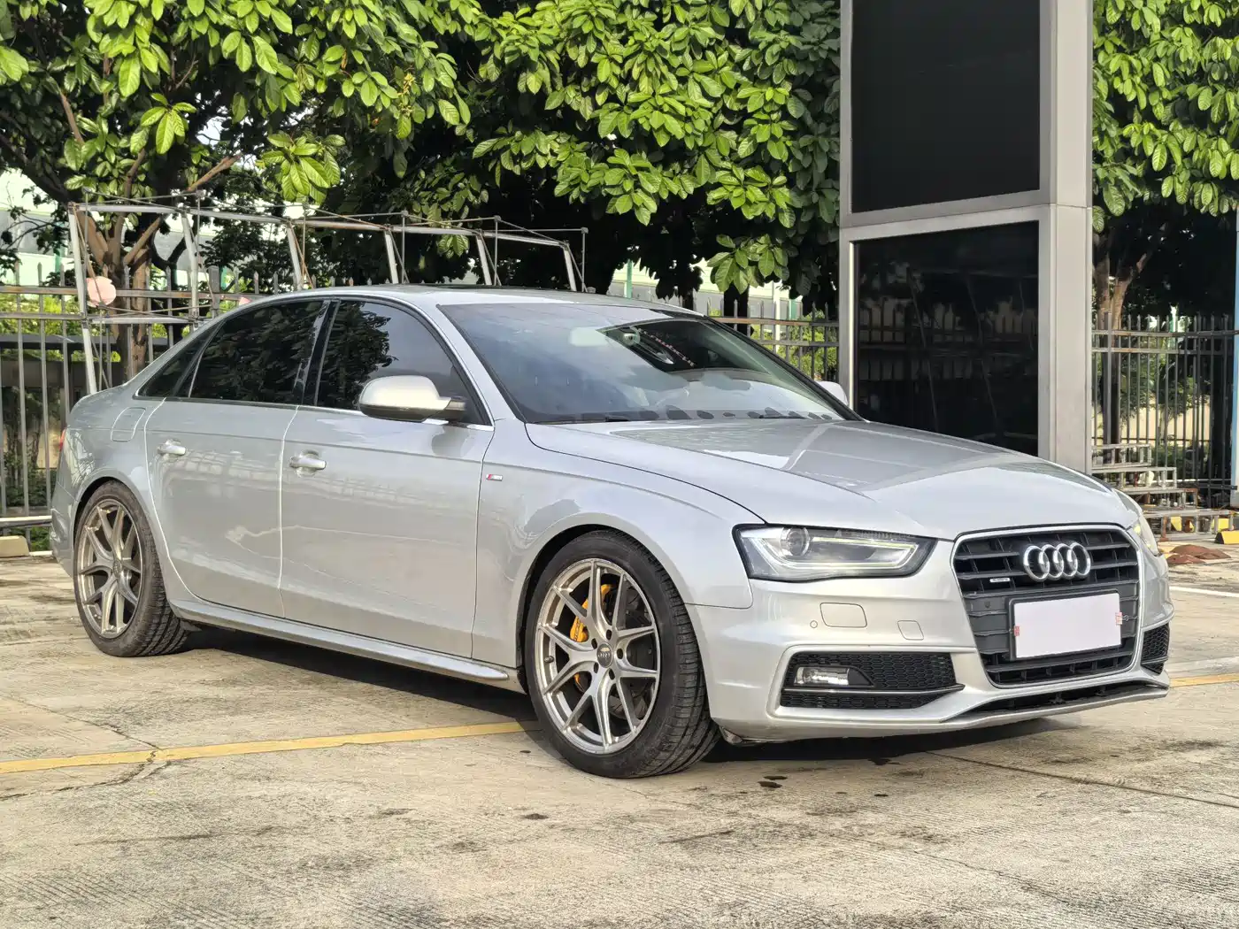 Audi A4L