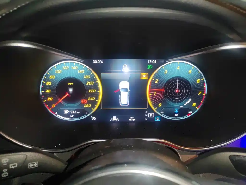 Mercedes-Benz GLC — миниатюра 8