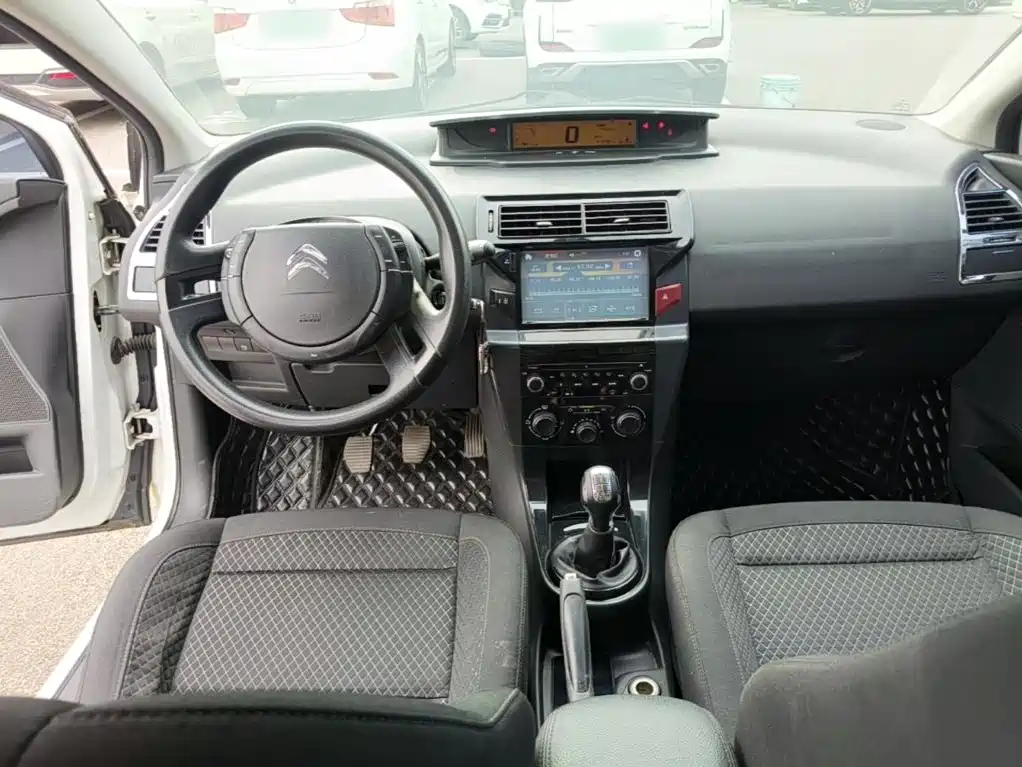 Citroen C-Quatre — миниатюра 10