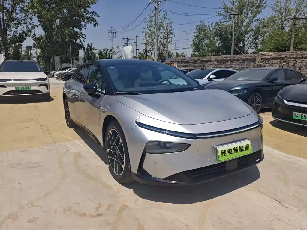 Xpeng P7 + 2024 Max