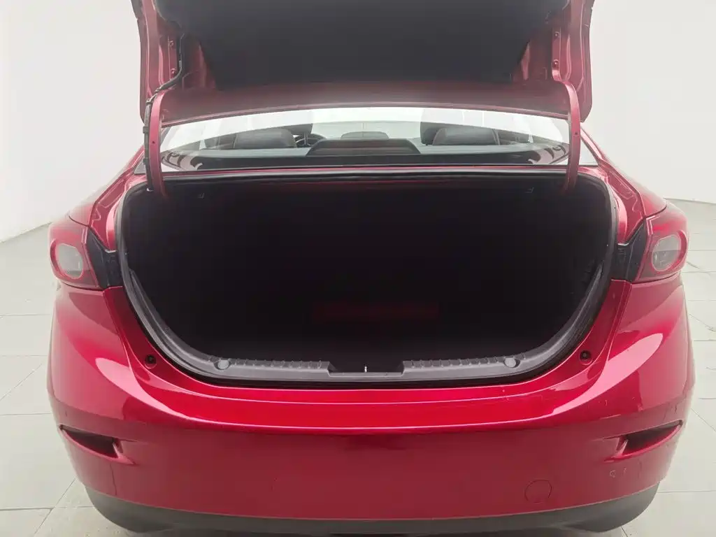Mazda 3 Axela — миниатюра 16