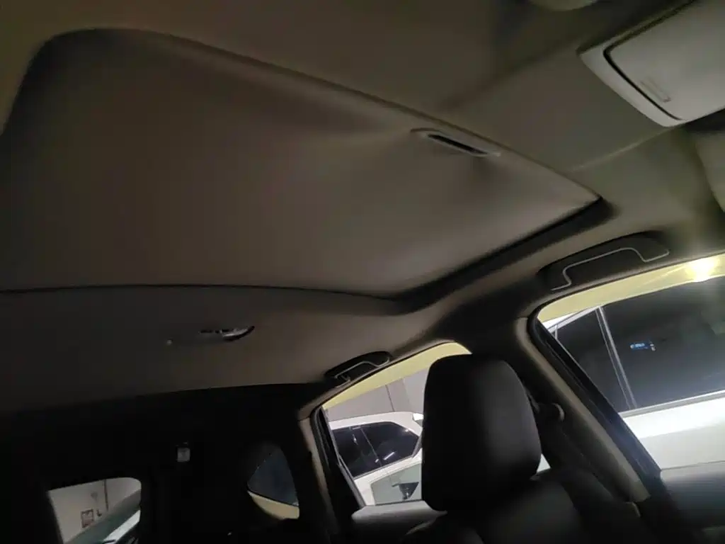 Honda CR-V — миниатюра 18