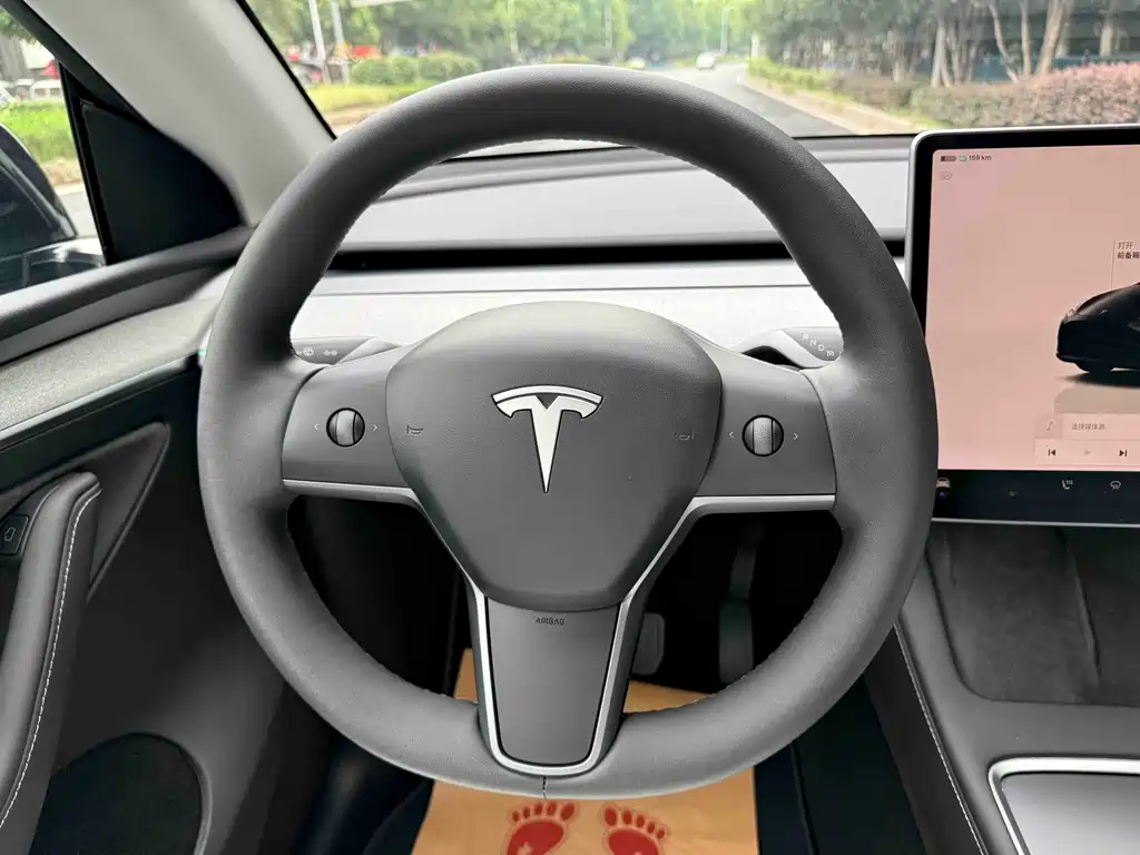 Tesla Model Y — фотографии объявления, Фото 15