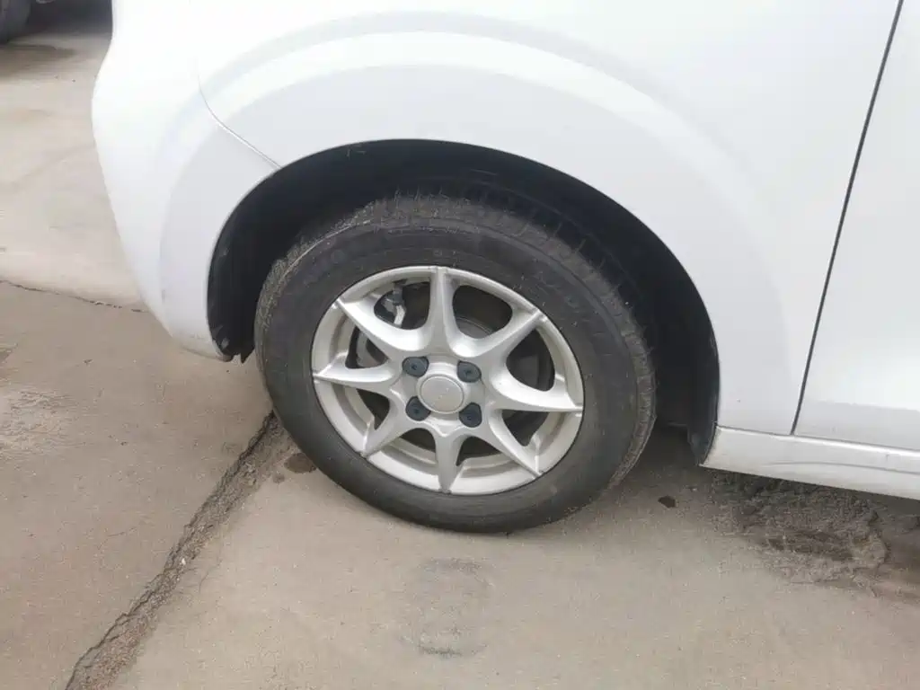 Roewe Clever — миниатюра 23