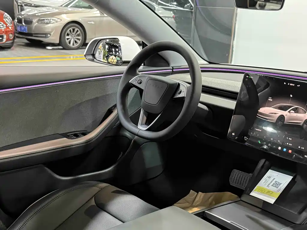 Tesla Model 3 — фотографии объявления, Фото 11