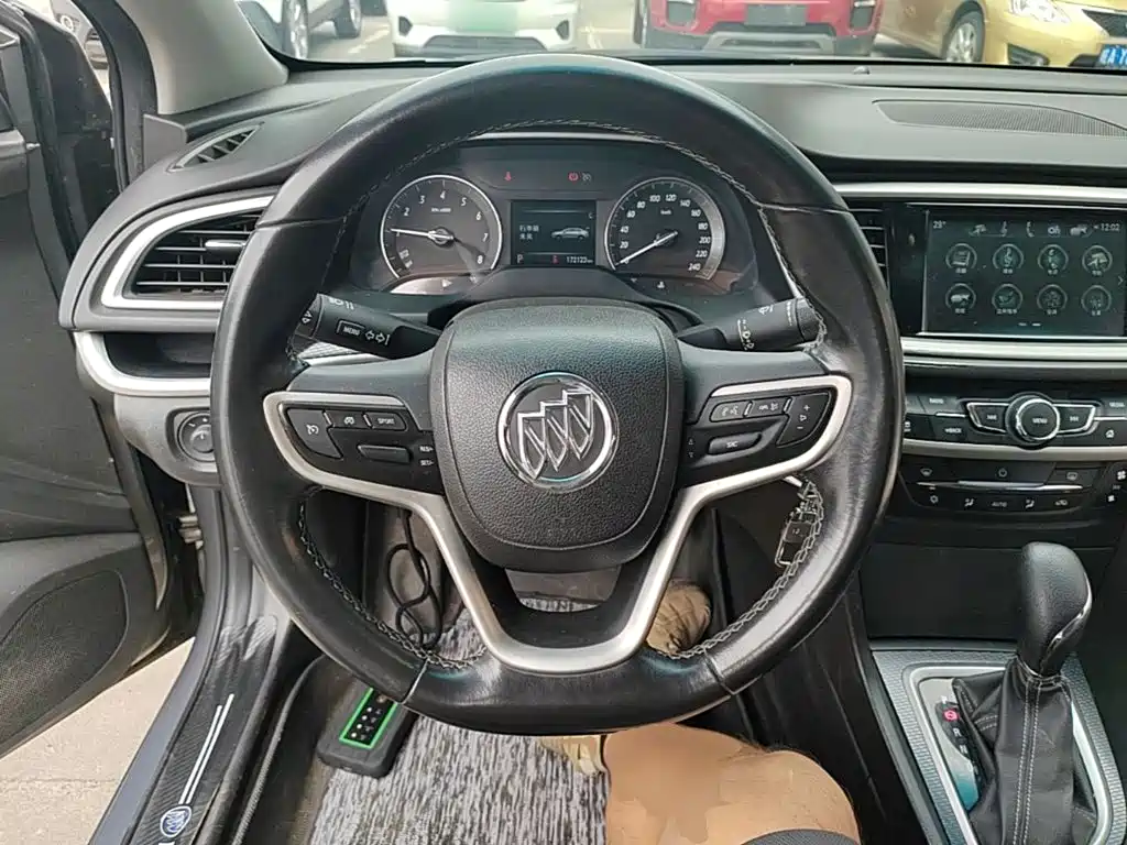 Buick Excelle — миниатюра 11