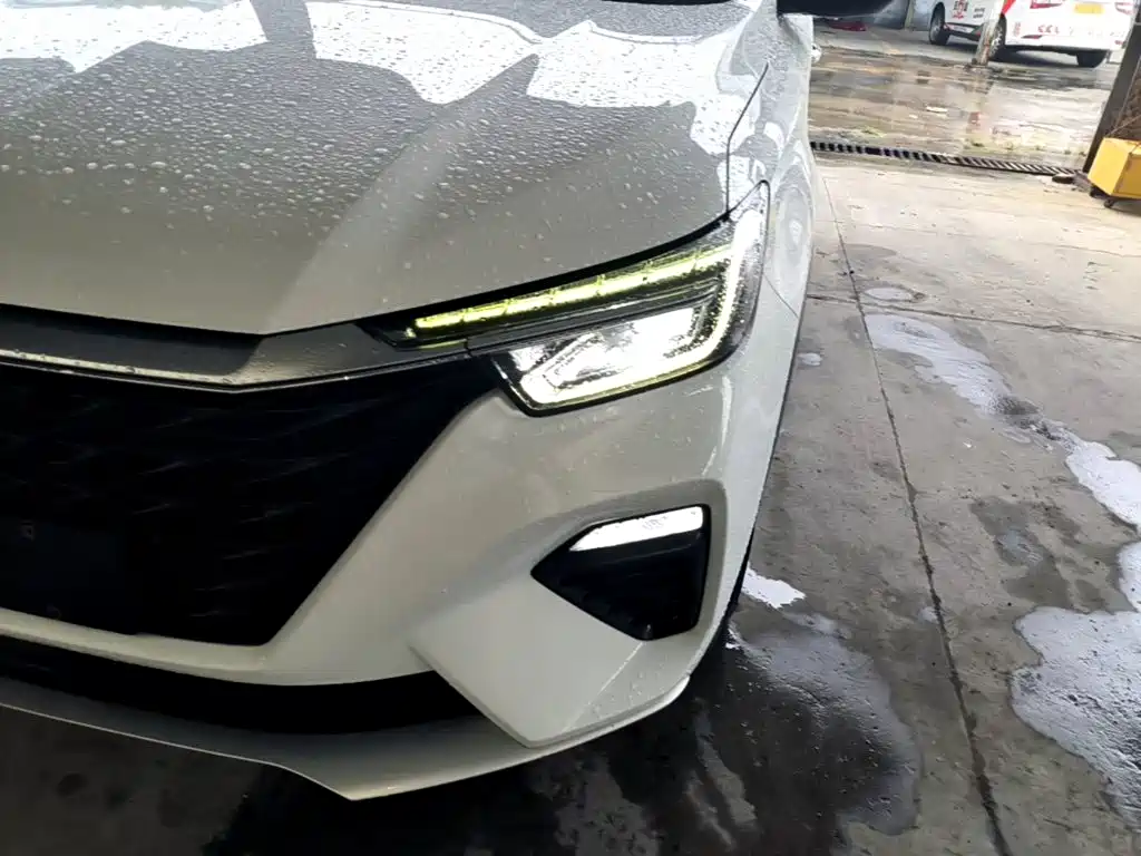 Roewe RX5 — миниатюра 24