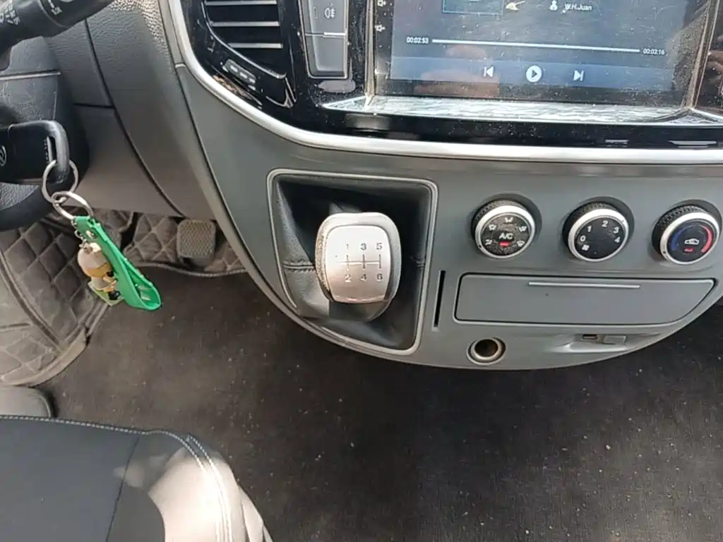 Maxus V80 — миниатюра 14