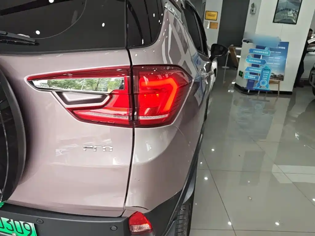 BYD Yuan Pro — миниатюра 8