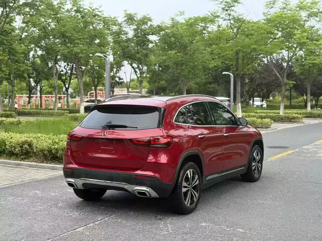 Mercedes-Benz GLA — миниатюра 9