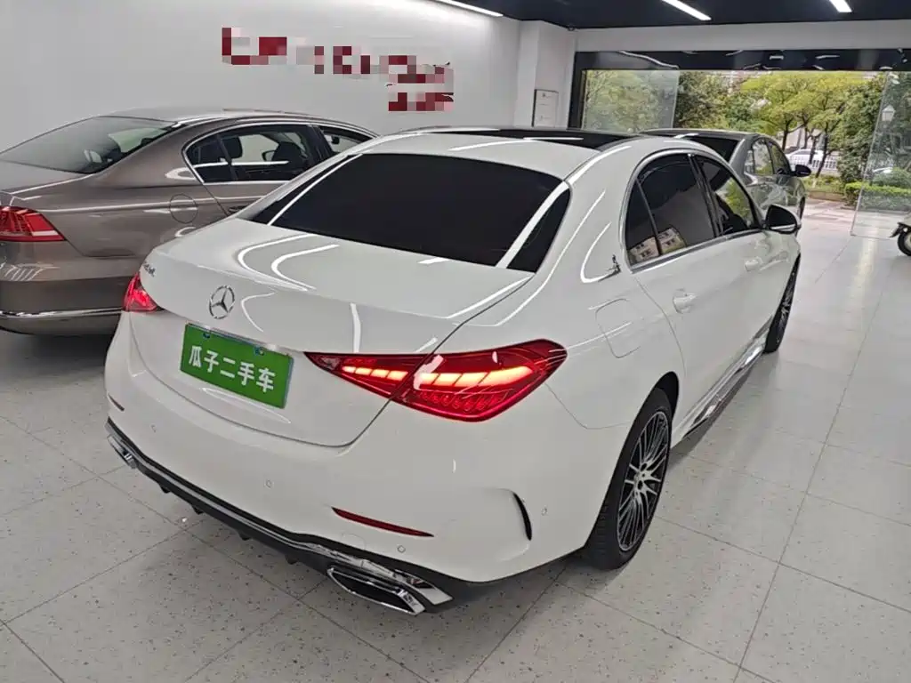 Mercedes-Benz C-Class — миниатюра 7