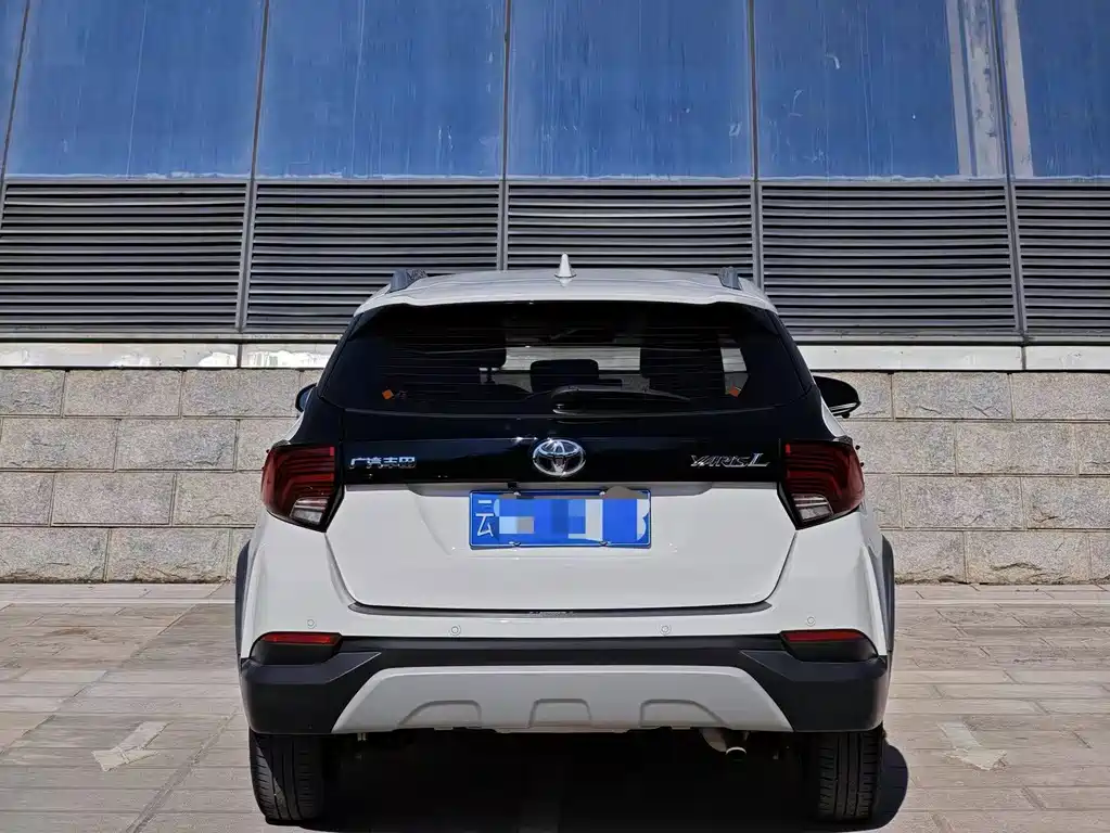 TOYOTA YARIS L ZHIXUAN