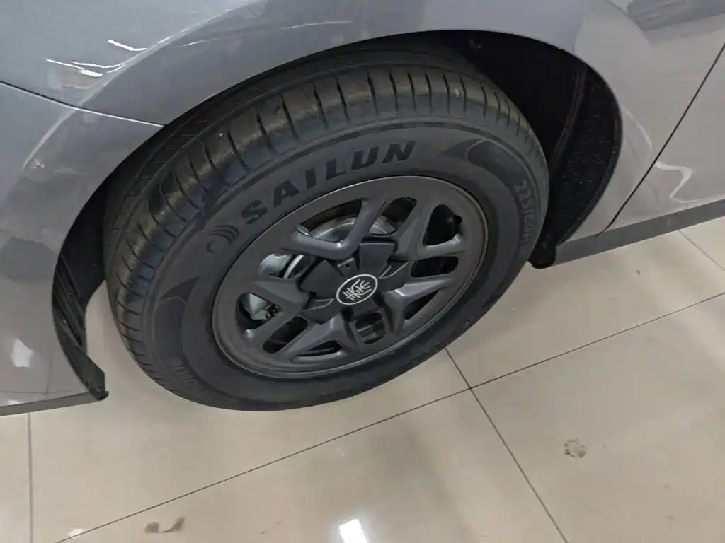 Заказать BYD Qin PLUS 2026 года за 1 795 067 ₽  из Китая