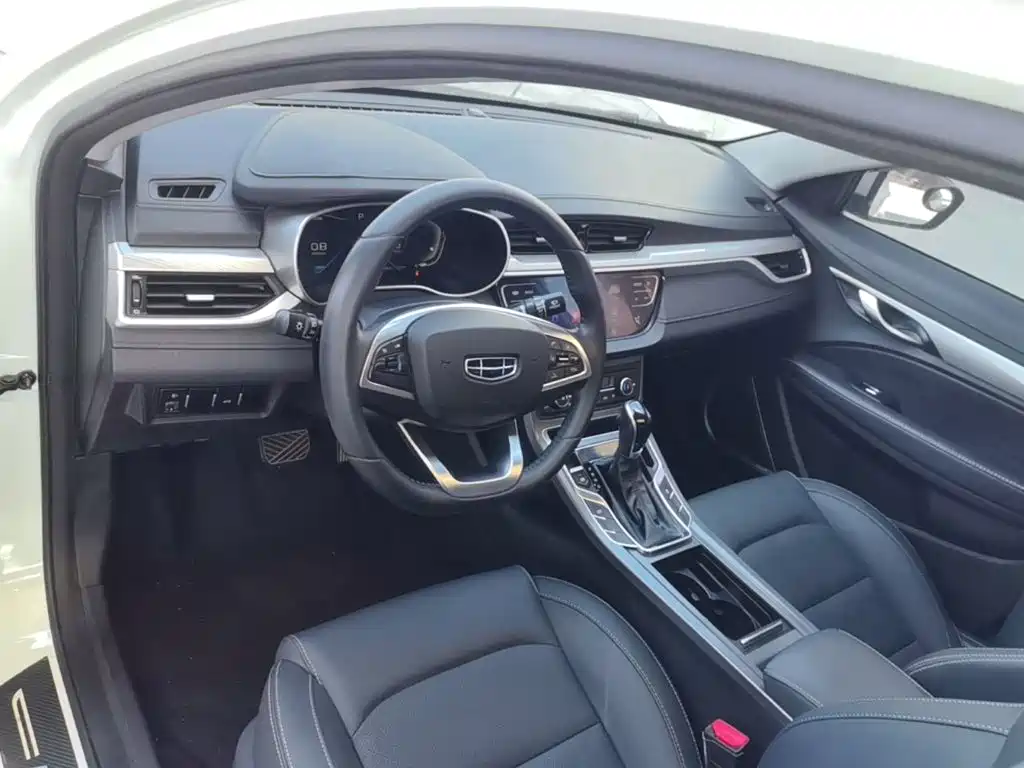 Geely Emgrand — миниатюра 10