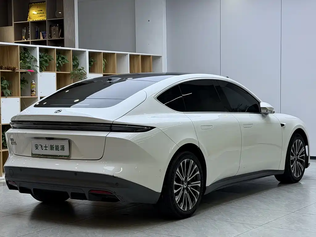 NIO ET5 — миниатюра 14