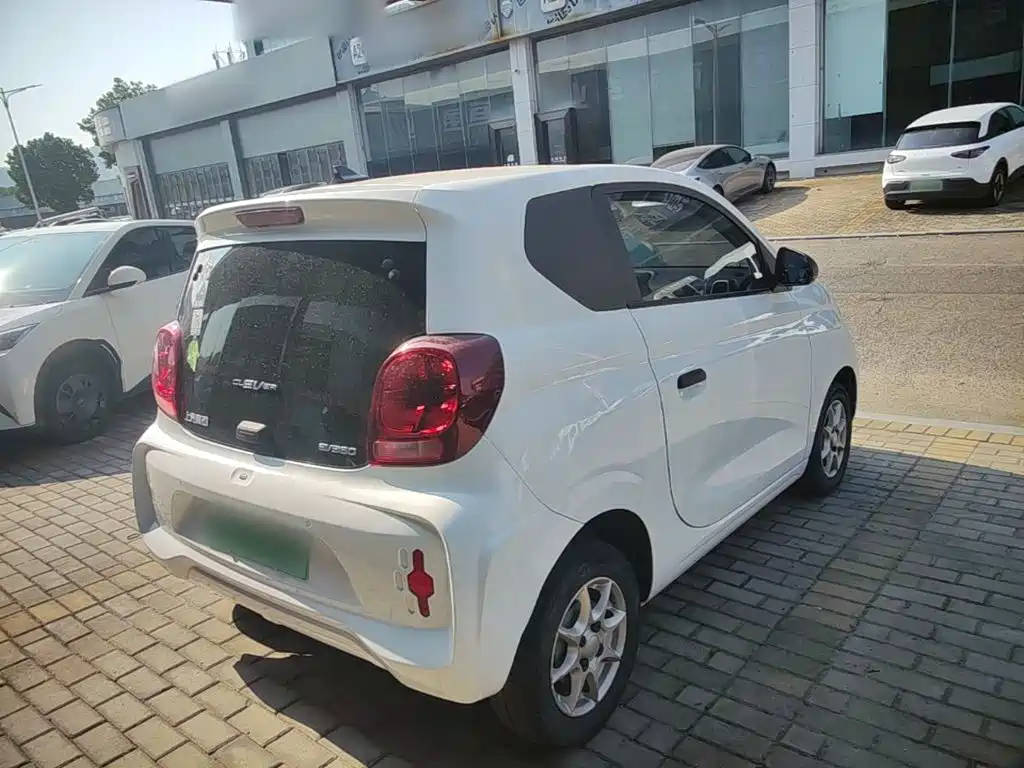 Roewe Clever — миниатюра 7