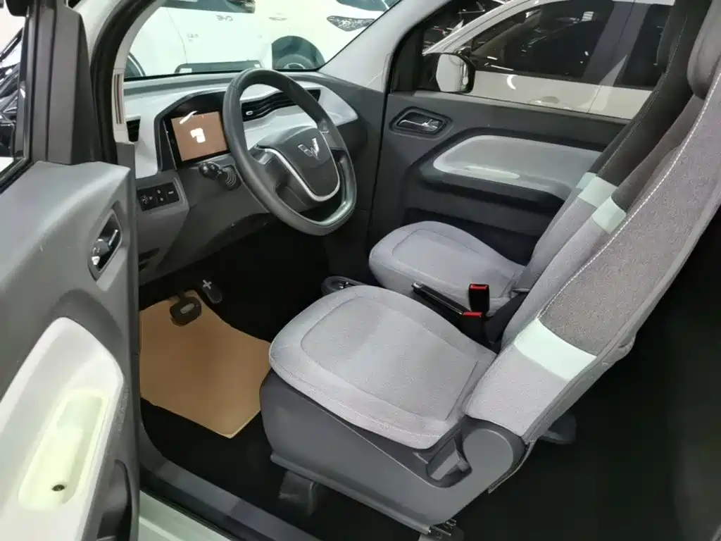 Wuling MINIEV — миниатюра 15