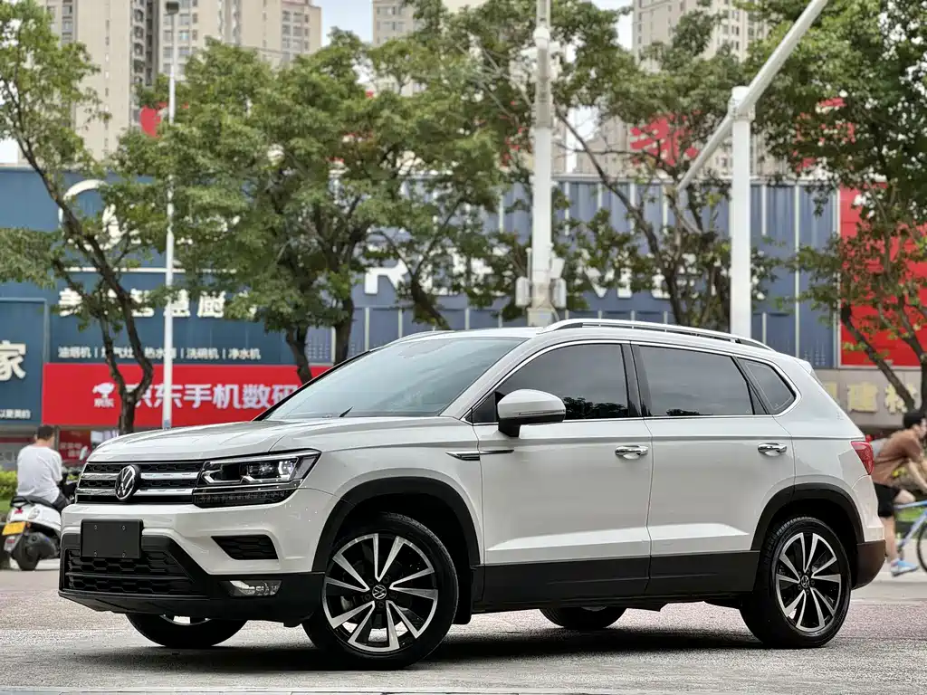 Volkswagen Tharu — миниатюра 10