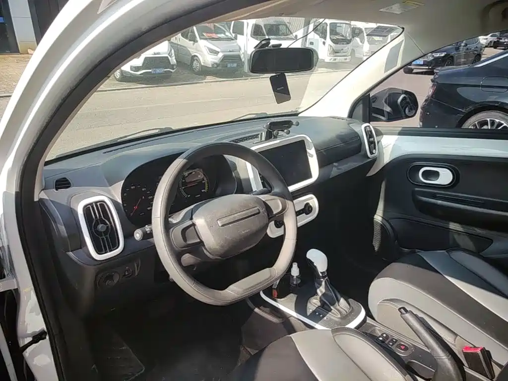 Roewe Clever — миниатюра 10