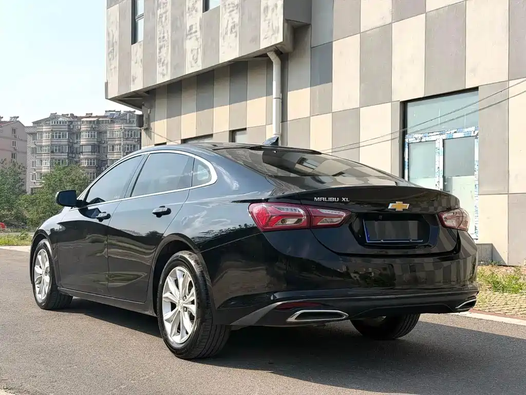 Chevrolet Malibu XL — миниатюра 7