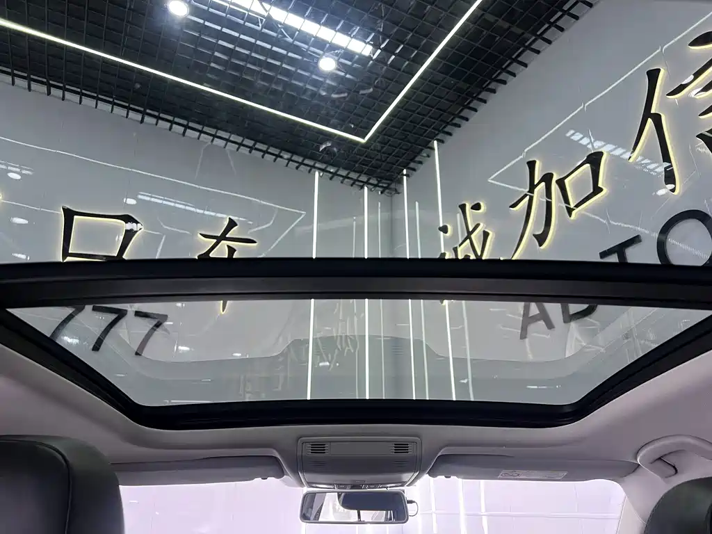 Volkswagen Sagitar — миниатюра 16