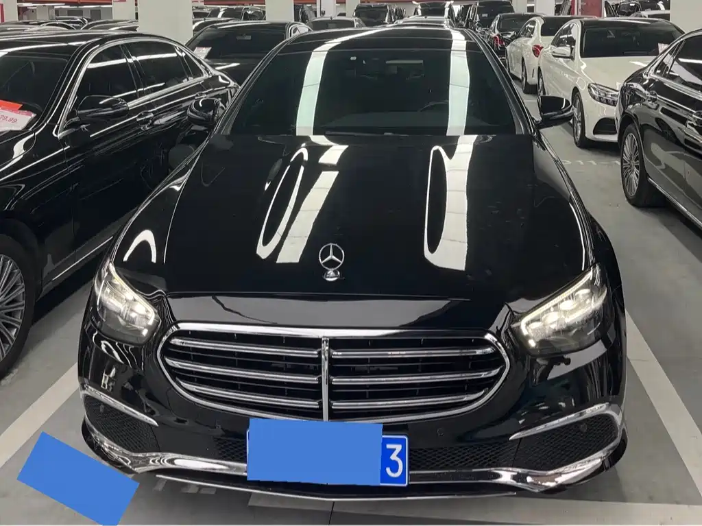 Mercedes-Benz E-Class — миниатюра 2