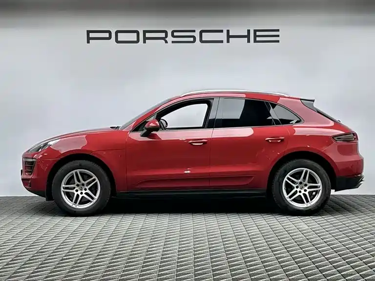 Porsche Macan — миниатюра 5