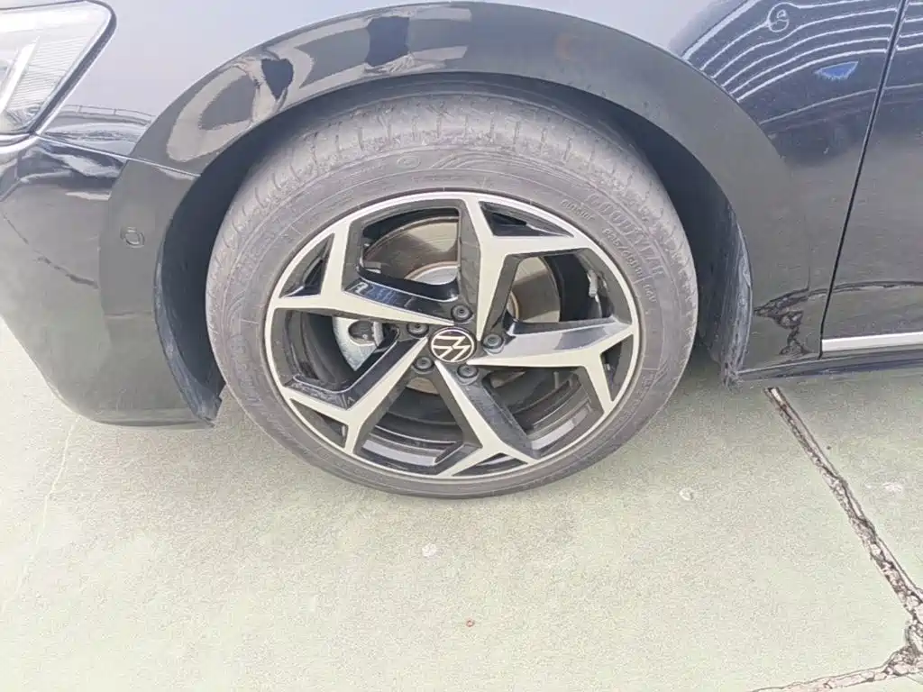 Volkswagen Passat — миниатюра 23