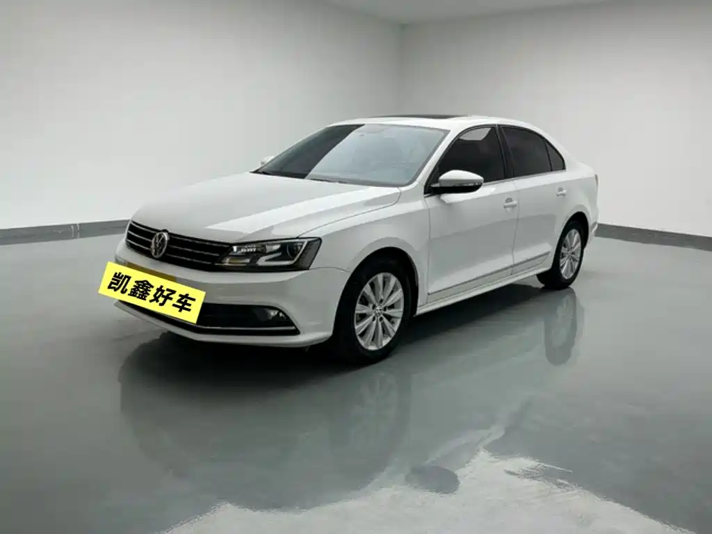 Volkswagen Sagitar 2015