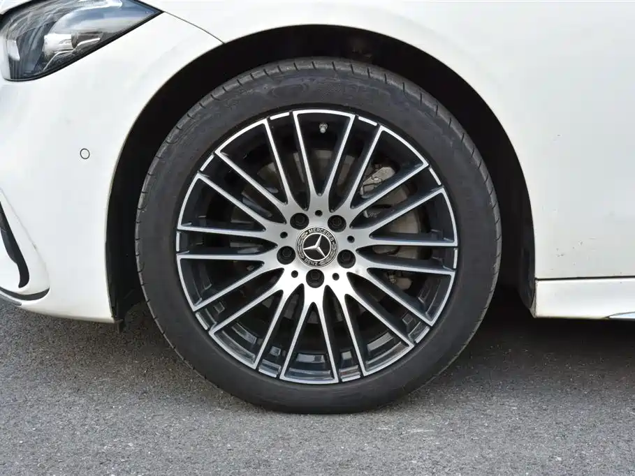 Mercedes-Benz C-Class — миниатюра 4