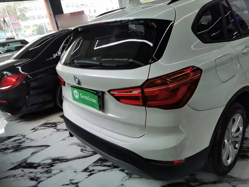 BMW X1 — миниатюра 6
