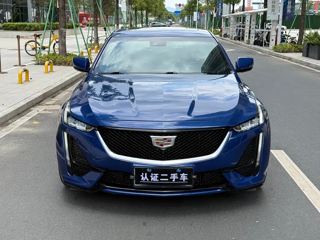 Cadillac CT5 — миниатюра 2