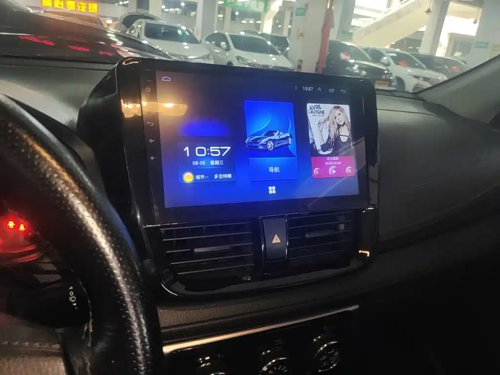 Toyota Yaris L — миниатюра 13