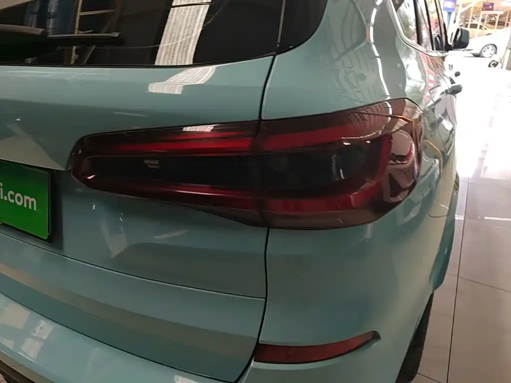 BMW X5 — миниатюра 8